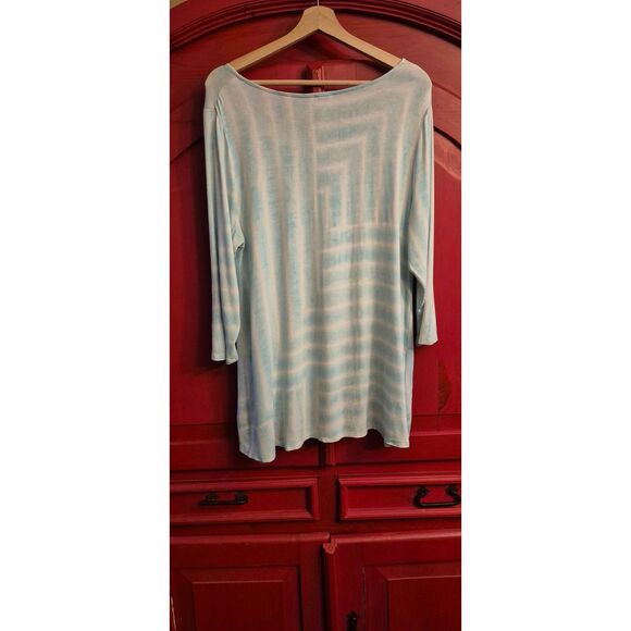 Chico's Size 2 US 12 14 Blue Tie Dye High Low Thin Soft Light Summer Shirt Top - Picture 2 of 4